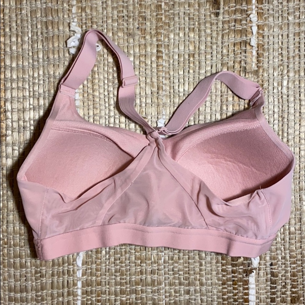 32 C Victoria’s Secret sports bra. - Picture 2 of 2